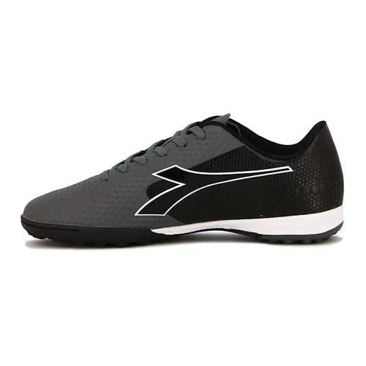 CALZADO DEPORTIVO MASCULINO DIADORA STRIKER