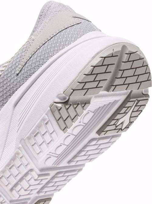 SAPATOS ESPORTIVOS FEMININOS DIADORA PASSO-3-W SIL